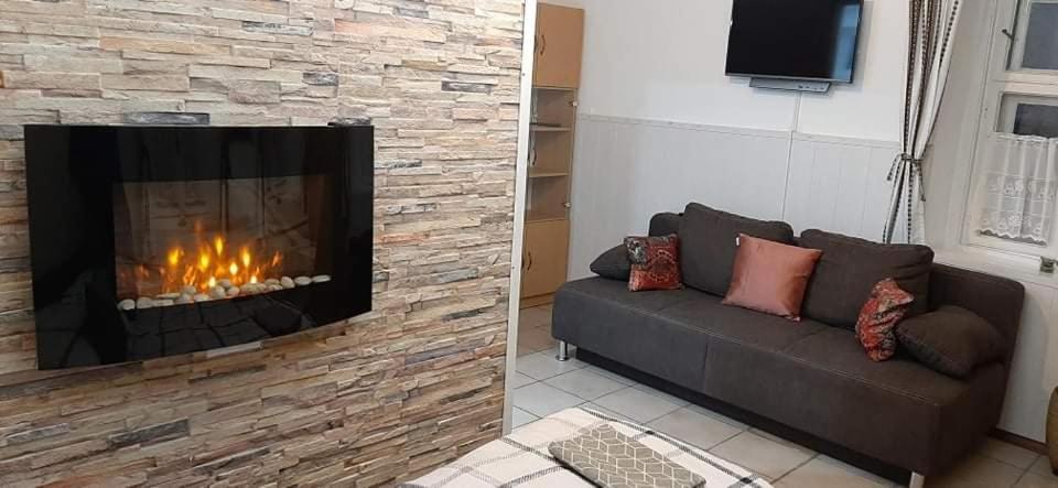 Harmonia Paraszthaz Es Apartman Poroszló Exterior foto