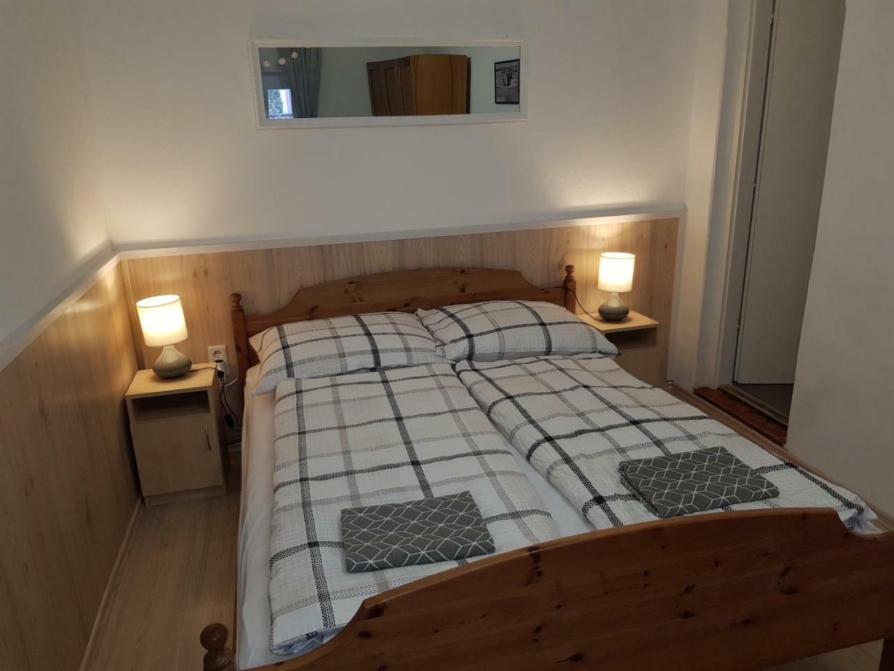 Harmonia Paraszthaz Es Apartman Poroszló Exterior foto